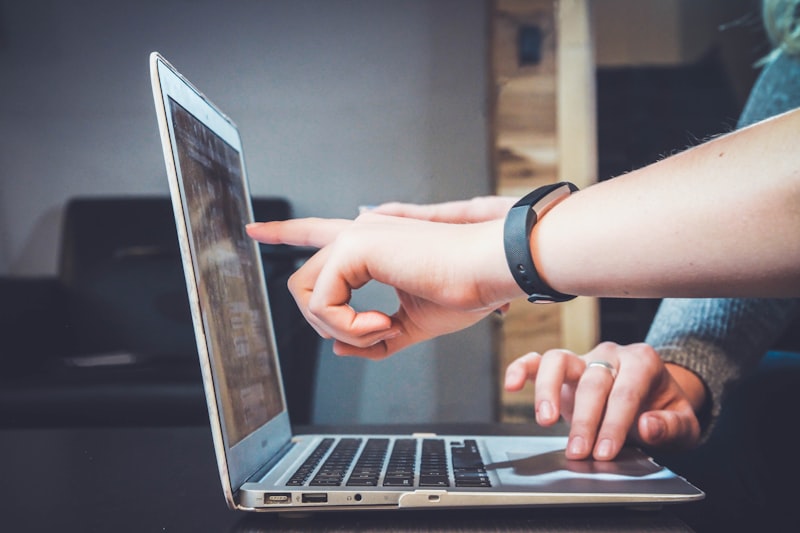 Fast response time in a technology support environment